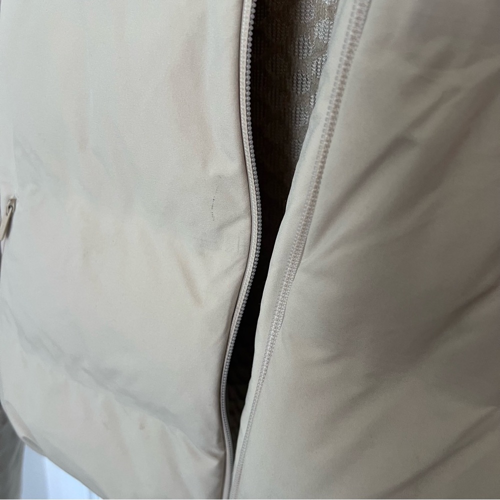 Lululemon Slush Hour Hooded Jacket - Picture 15 of 16